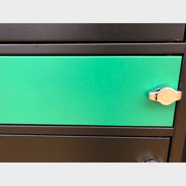 NoteLocker, Green door